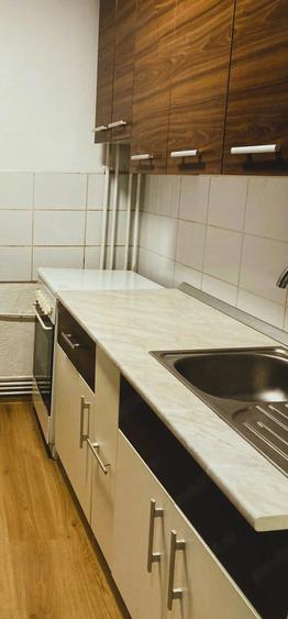Apartament cu 2 camere decomandat în Lipovei