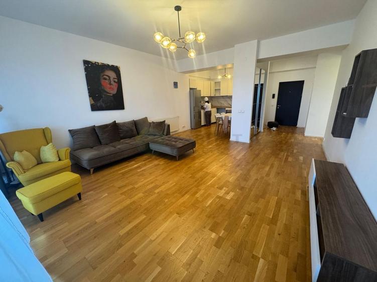 Apartament cu 2 camere, mobilat în Central