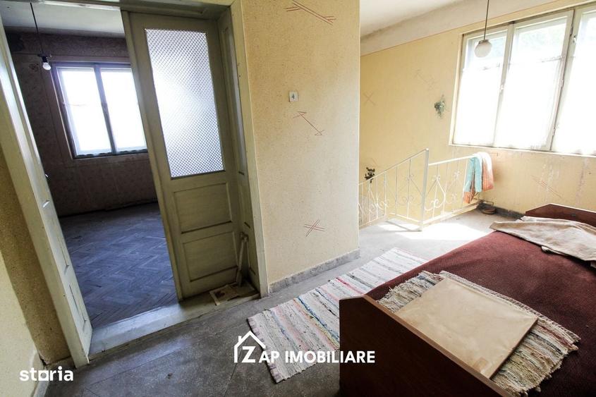 Casă cu 3 camere în Lefaia