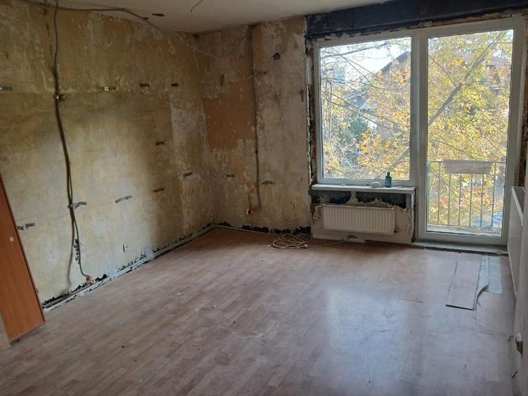 Apartament cu 2 camere decomandat în Primăverii