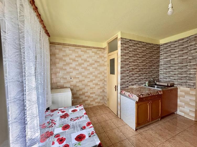 Garsonieră decomandată în Central