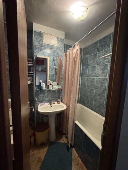 Apartament cu 2 camere decomandat în Bd. Independenței