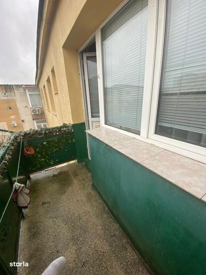 Apartament cu 2 camere în Craiovița Nouă