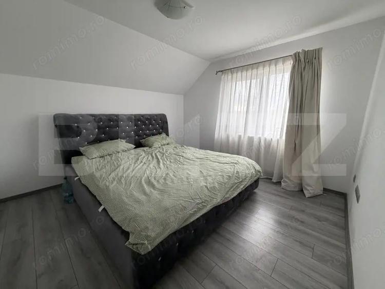 Casă cu 4 camere cu Teren 1200 Mp în Lupoaia