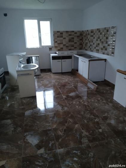 Casă cu 4 camere în Secaș