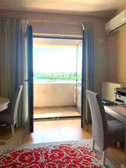 Apartament cu 3 camere semidecomandat, mobilat în Sisești
