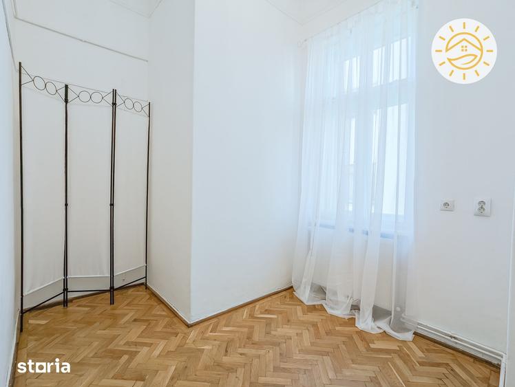 Apartament cu 5 camere în Centrul Istoric