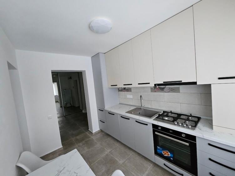 Apartament cu 2 camere decomandat în Centrul Istoric