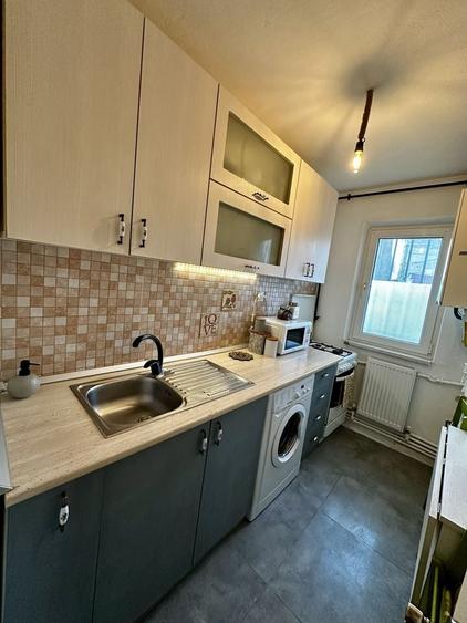 Apartament cu 2 camere semidecomandat în Casa de Cultură