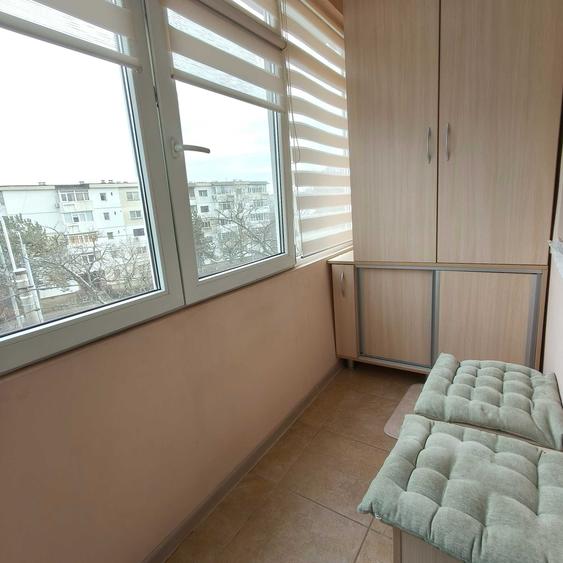 Apartament cu 2 camere decomandat în Democrației