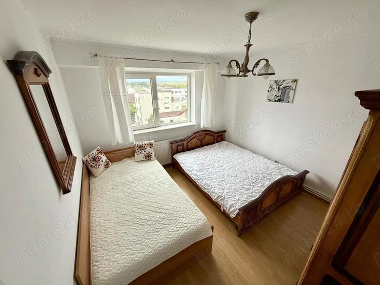 Apartament cu 4 camere decomandat în Nord