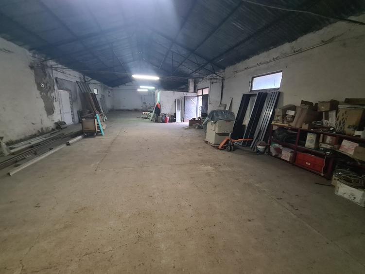 Spațiu industrial, de 280 mp, în Câmpina