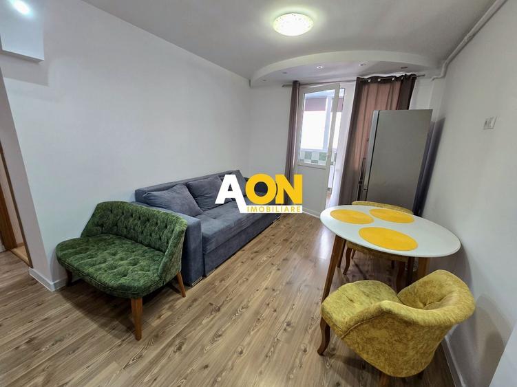Apartament cu 3 camere decomandat, mobilat în Central