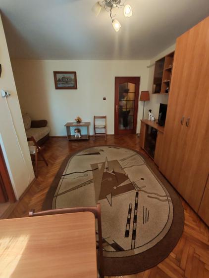 Garsonieră semidecomandată în Central
