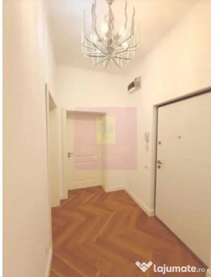 Apartament cu 2 camere decomandat în Drumul Sării