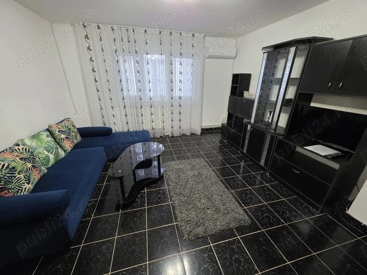 Apartament cu 2 camere semidecomandat în Exterior Vest