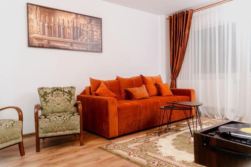 Apartament cu 2 camere decomandat în Central