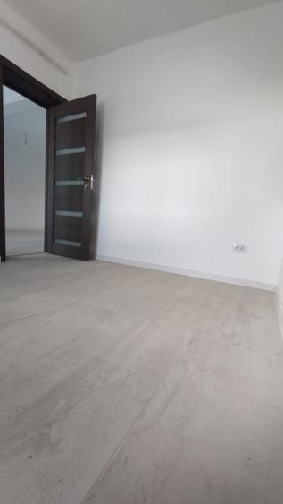 Apartament cu 3 camere decomandat în Păcurari