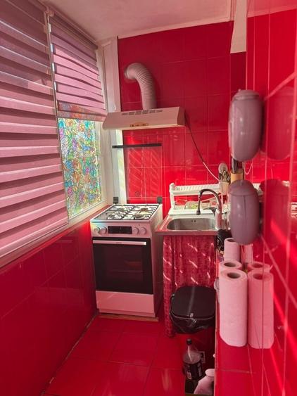 Apartament cu 3 camere decomandat în Valea Rosie