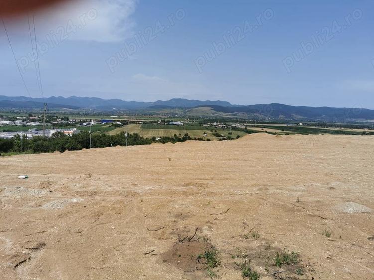 Teren de 750 mp, în Central