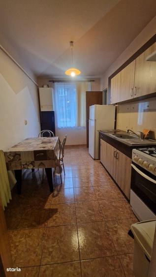 Apartament 2 camere de inchiriat in Alba Iulia, zona Hotel Cetate - 8