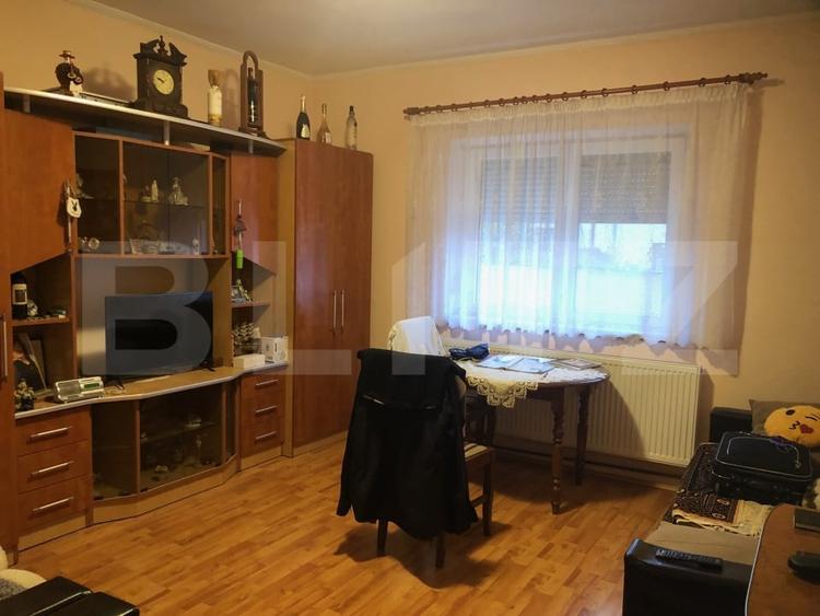 Casă individuală cu 5 camere cu Garaj în Nord