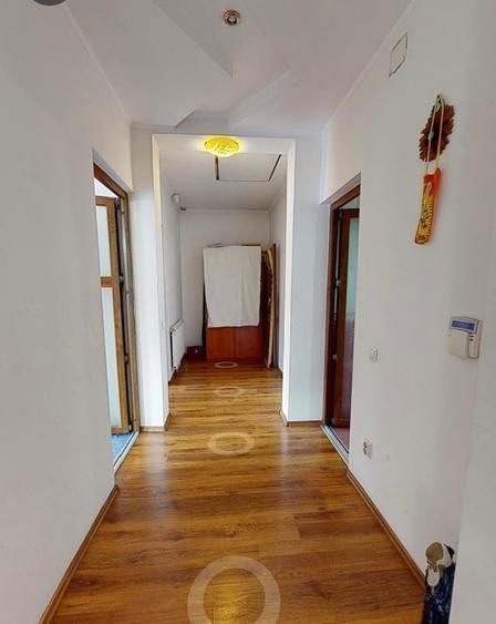Casă cu 5 camere cu Teren 475 Mp în Pantelimon