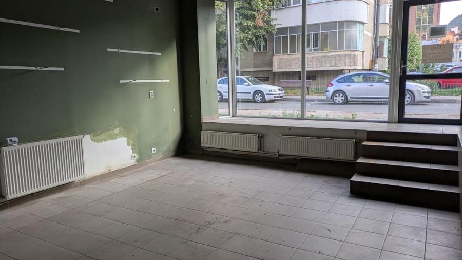 Spațiu comercial, de 69 mp, în Mărăței