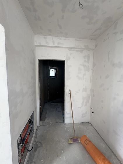 Casă cu 3 camere în Valea Adâncă