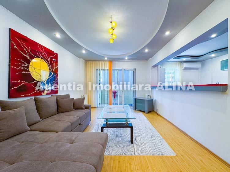 Apartament cu 3 camere decomandat în Decebal