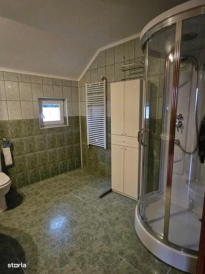 Casă cu 4 camere în Săucești