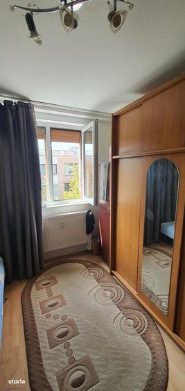 Apartament cu 2 camere decomandat în Drumul Taberei