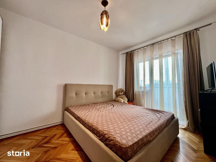Apartament cu 3 camere semidecomandat în Odobescu