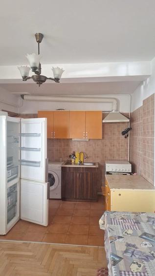 Apartament cu 3 camere decomandat în Obcini