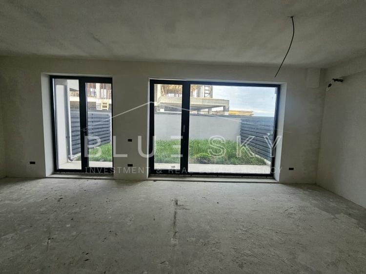 Casă individuală cu 4 camere cu Canalizare în Ovidiu