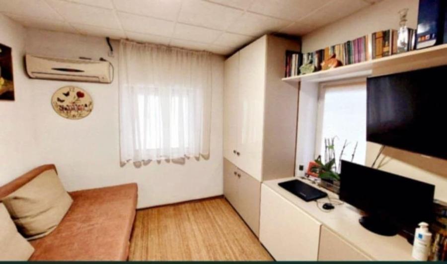 Casă cu 2 camere în Periș