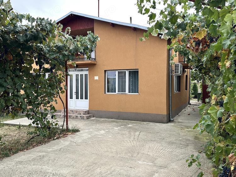 Casă cu 4 camere cu Teren 570 Mp în Strejnicu