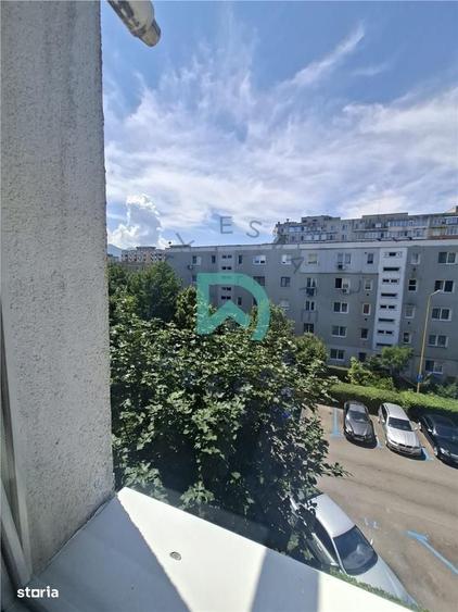 Apartament cu 2 camere semidecomandat în Florilor
