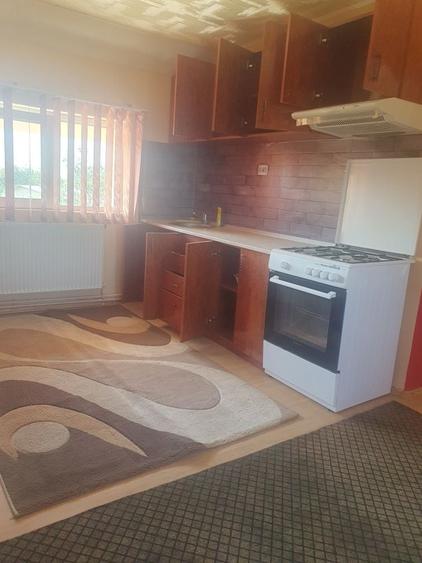 Casă cu 4 camere în Gepiu