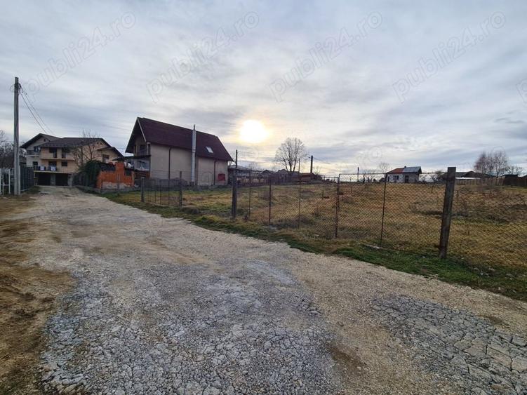 Teren de 650 mp, în Bascov