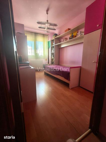 Apartament 3 camere, Str. Her?a-Arena Na?ionala -Mega Mall, Proprietar