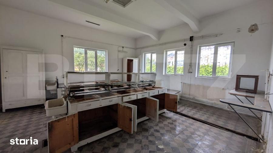 Casă cu 5 camere cu Teren 1216 Mp în Central