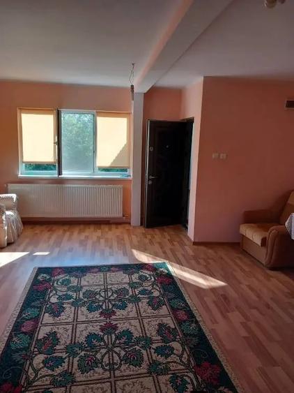 Casă cu 5 camere în Mărunțișu