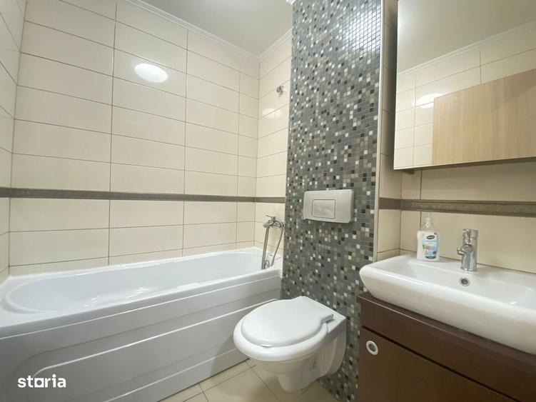 Apartament cu 3 camere semidecomandat în Ștefăneștii de Jos