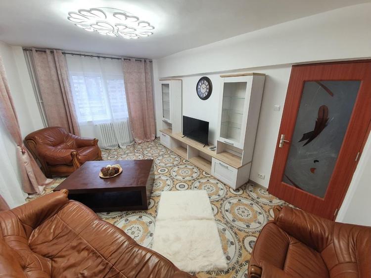 Apartament cu 2 camere decomandat în Ultracentral