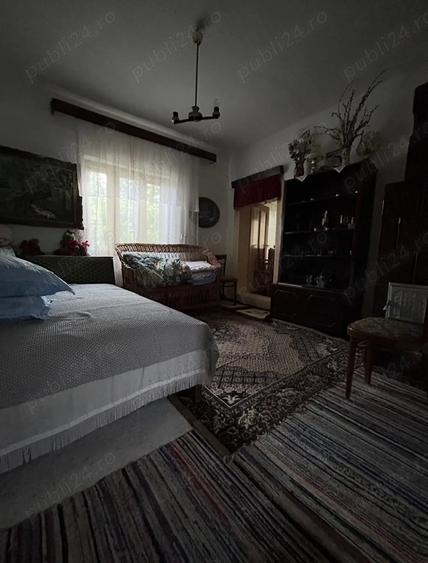 Casă cu 5 camere cu Teren 1311 Mp în Unirea