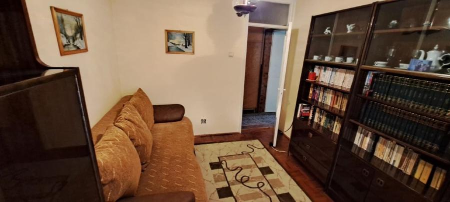 Apartament cu 3 camere decomandat, mobilat în Dumbrava 2