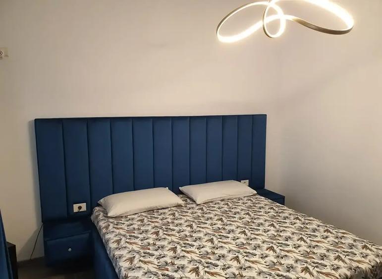 Casă cu 4 camere cu Canalizare în Titan