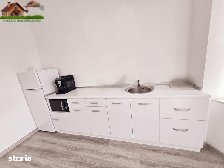 Spațiu comercial, de 150 mp, în Podu Roș