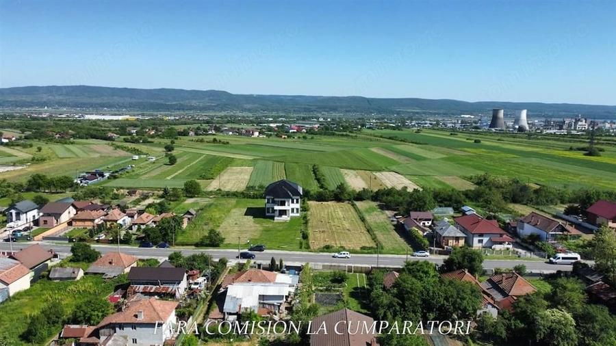 Teren de 1895 mp, în Căzănești (Râmnicu Vâlcea)